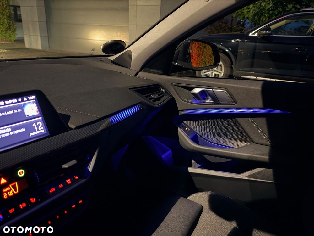 BMW Seria 1 118i GPF Sport Line - 23