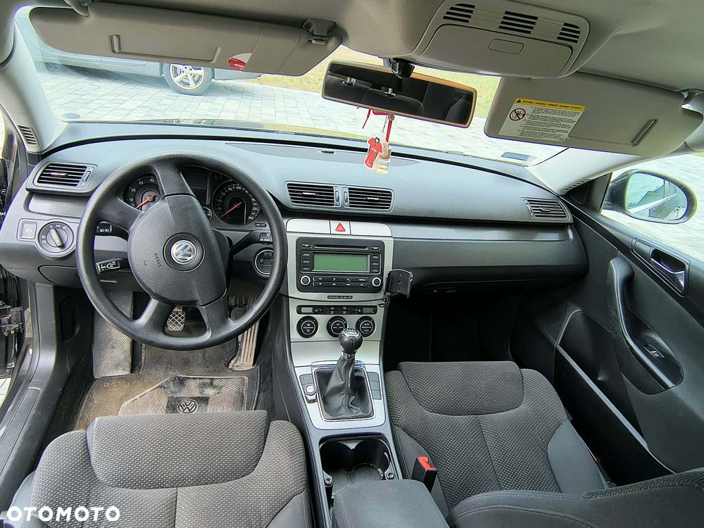Volkswagen Passat 2.0 FSI Comfortline - 7