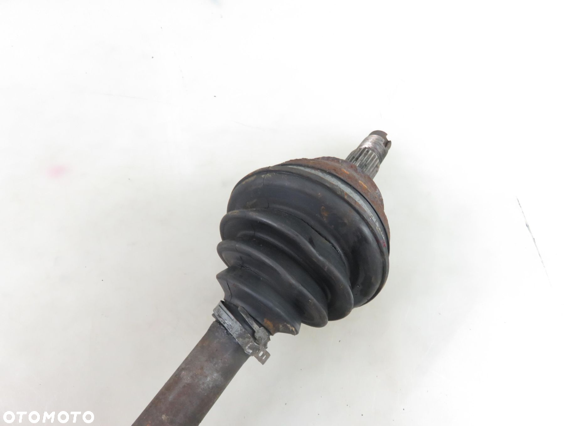 PÓŁOŚ PRAWA PRZEDNIA ALFA ROMEO 147 1.9 JTD - 5