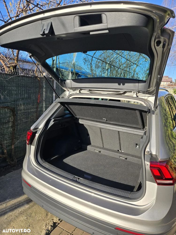 Volkswagen Tiguan - 5