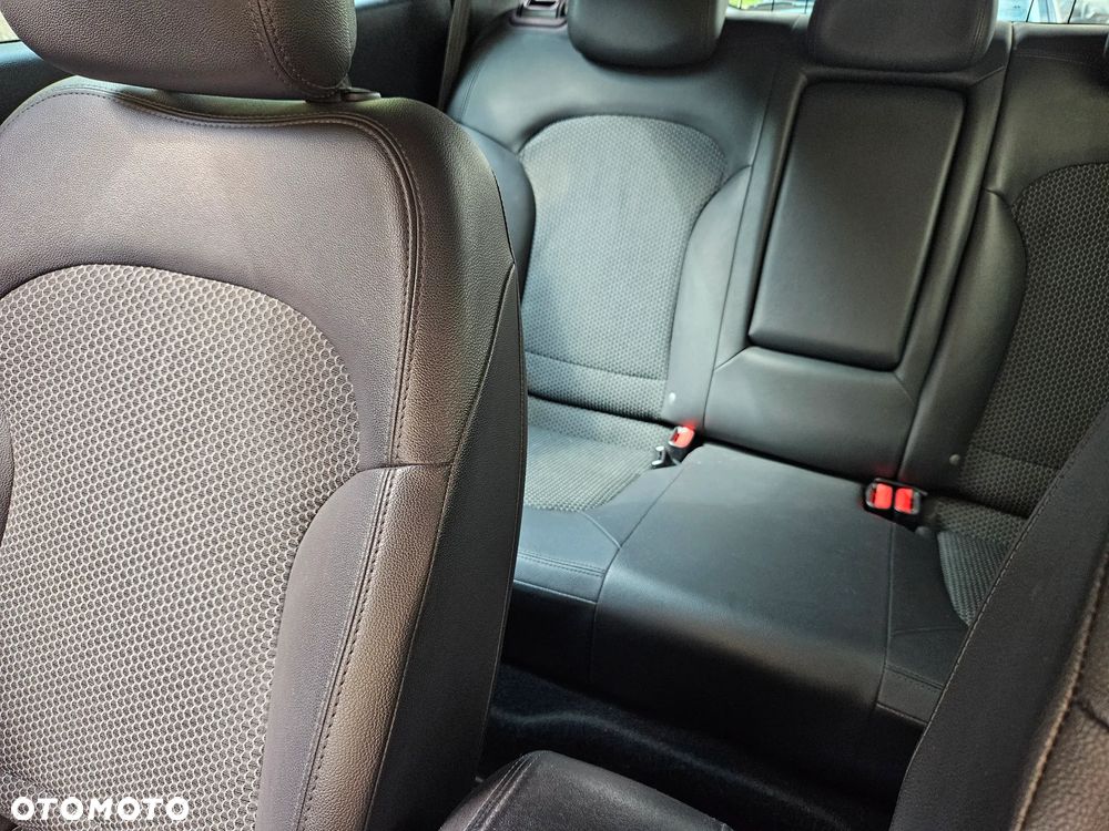 Hyundai ix35 2.0 CRDi Style - 19