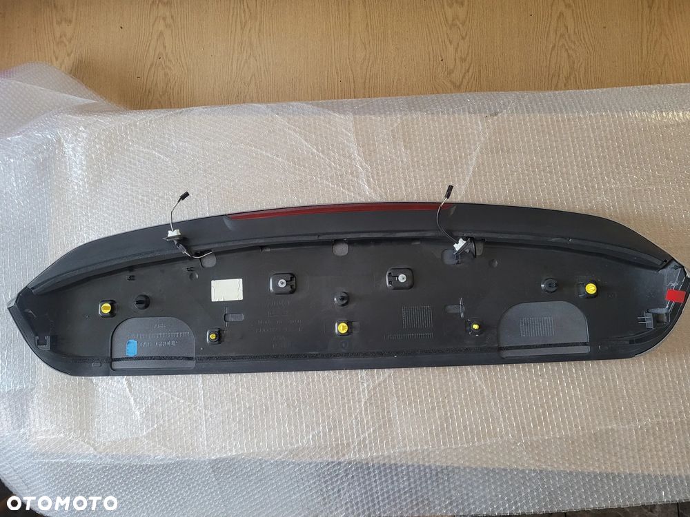 Spoiler Klapy Tylnej Lotka+ Światło Stop Audi Q3 8U0827933F Ładny - 6