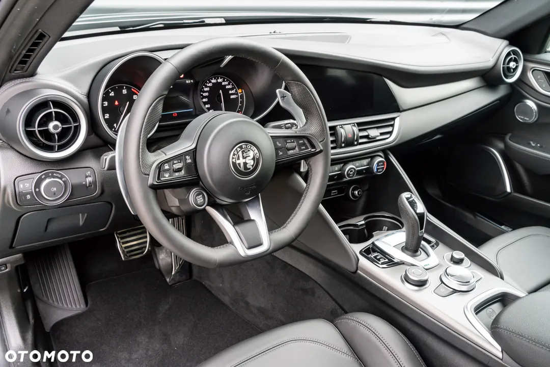 Alfa Romeo Giulia 2.0 Turbo Veloce Q4 - 29
