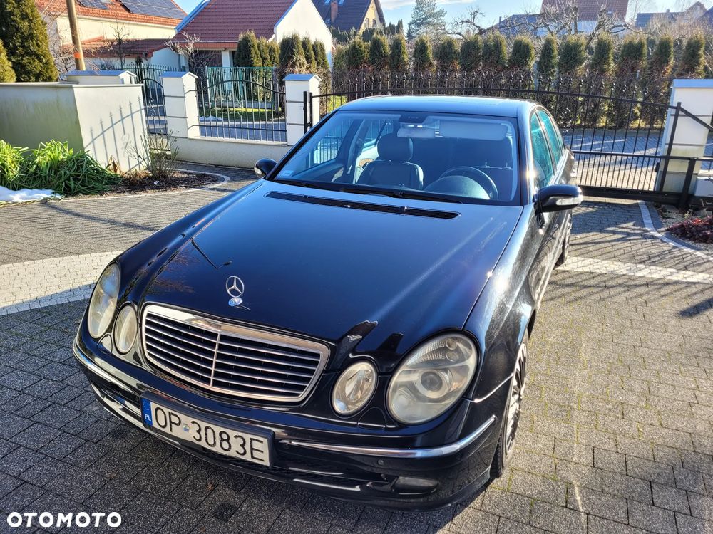Mercedes-Benz Klasa E 200 Kompressor T Avantgarde - 2