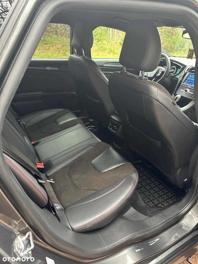 Ford Mondeo 2.0 Hybrid ST-Line Plus - 25