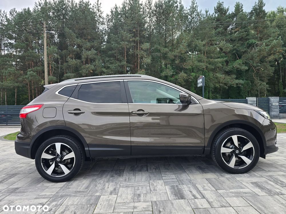 Nissan Qashqai 1.6 DIG-T N-Connecta - 16