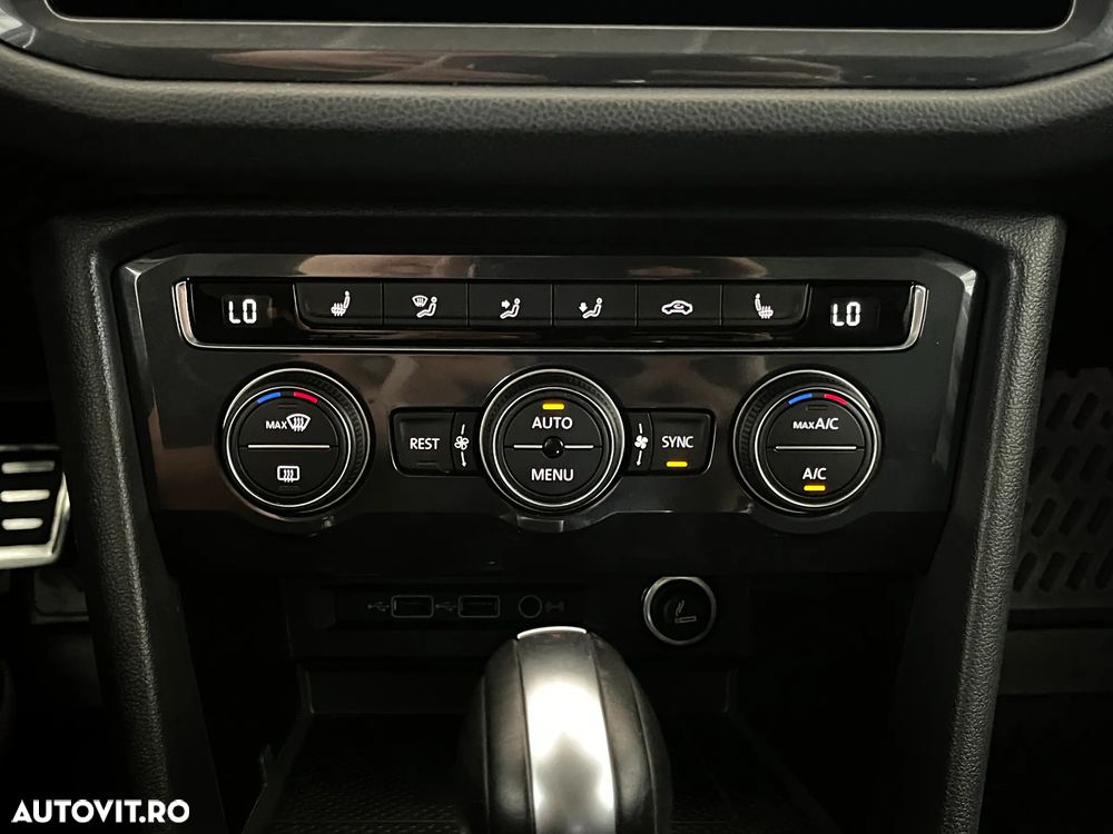 Volkswagen Tiguan - 24