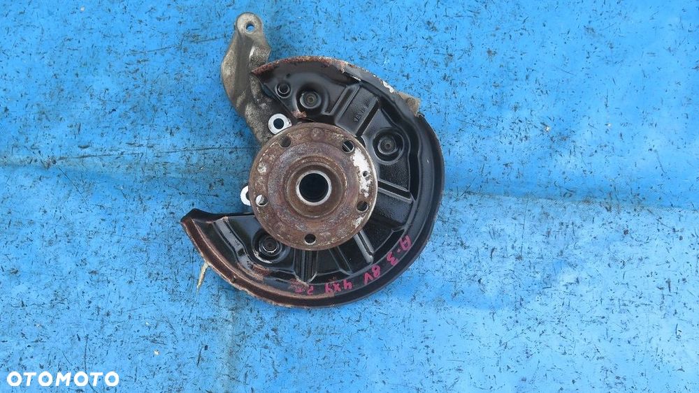 Zwrotnica Piasta Tył Tylna Prawa lub Lewa AUDI A3 8V 4X4 - 3