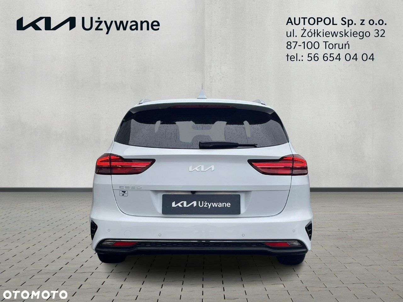 Kia Ceed - 4