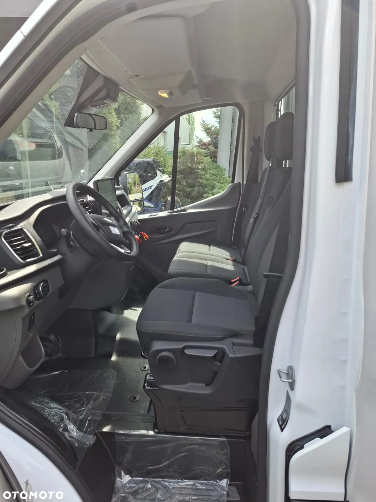 Ford Transit - 11