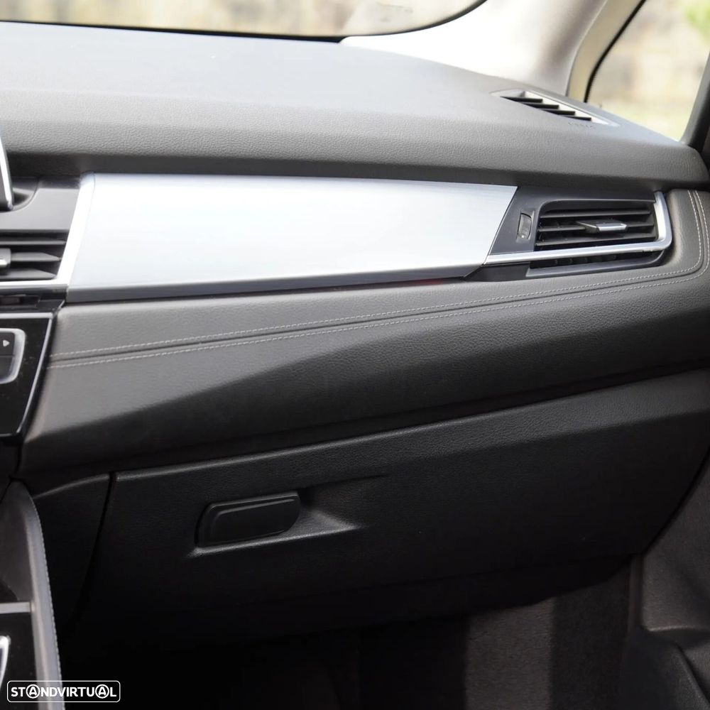 BMW 216 Active Tourer d - 21