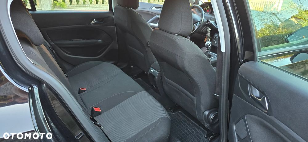 Peugeot 308 - 11