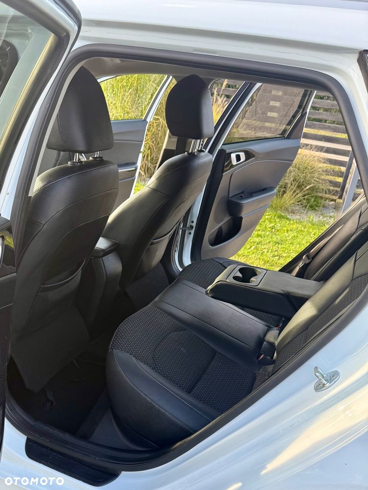 Kia Ceed Cee'd 1.6 CRDi L Business Line - 16