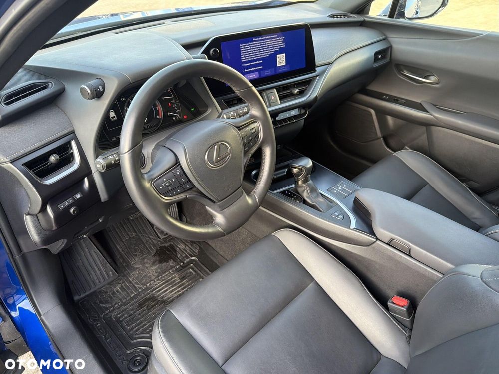 Lexus UX 200 GPF F Sport Design+ 2WD - 12