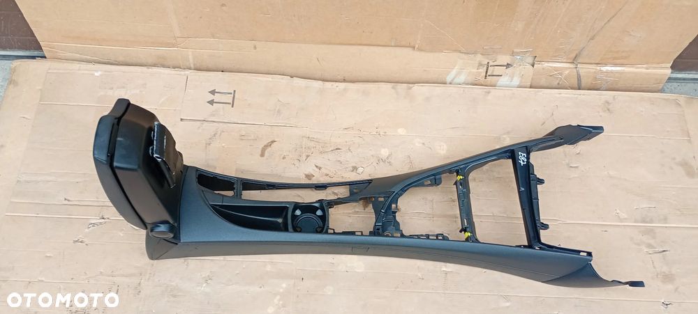 Tunel środkowy podłokietnik skóra BMW 1 E87 E81 - 5