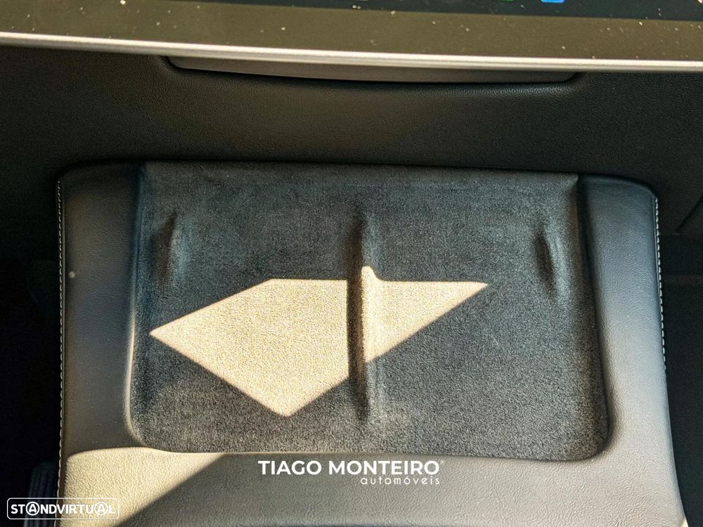 Tesla Model Y Tração Traseira - 55