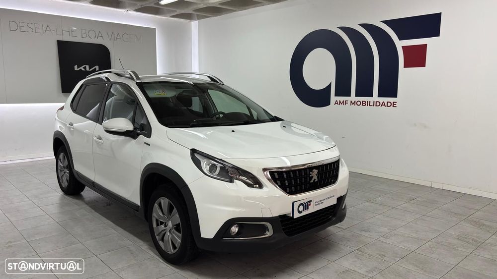Peugeot 2008 1.2 PureTech Allure - 1