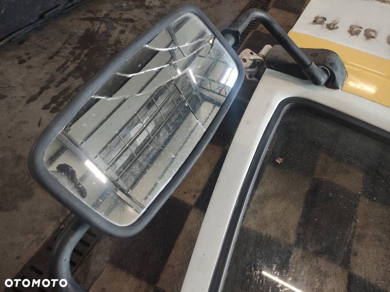 DRZWI KOMPLETNE PRAWY PRZÓD MAN TGA - 10