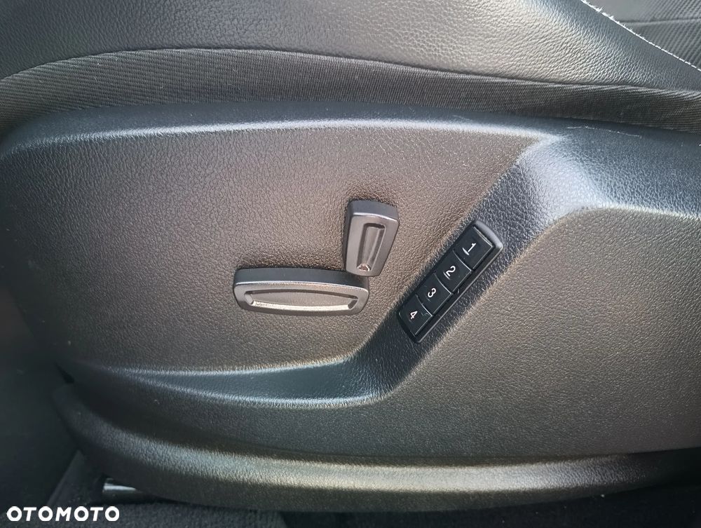 Ford S-Max 2.0 TDCi DPF Titanium X - 11