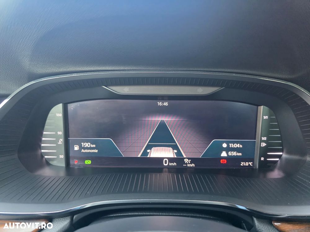Skoda Octavia 2.0 TDI DSG 4X4 Scout - 19