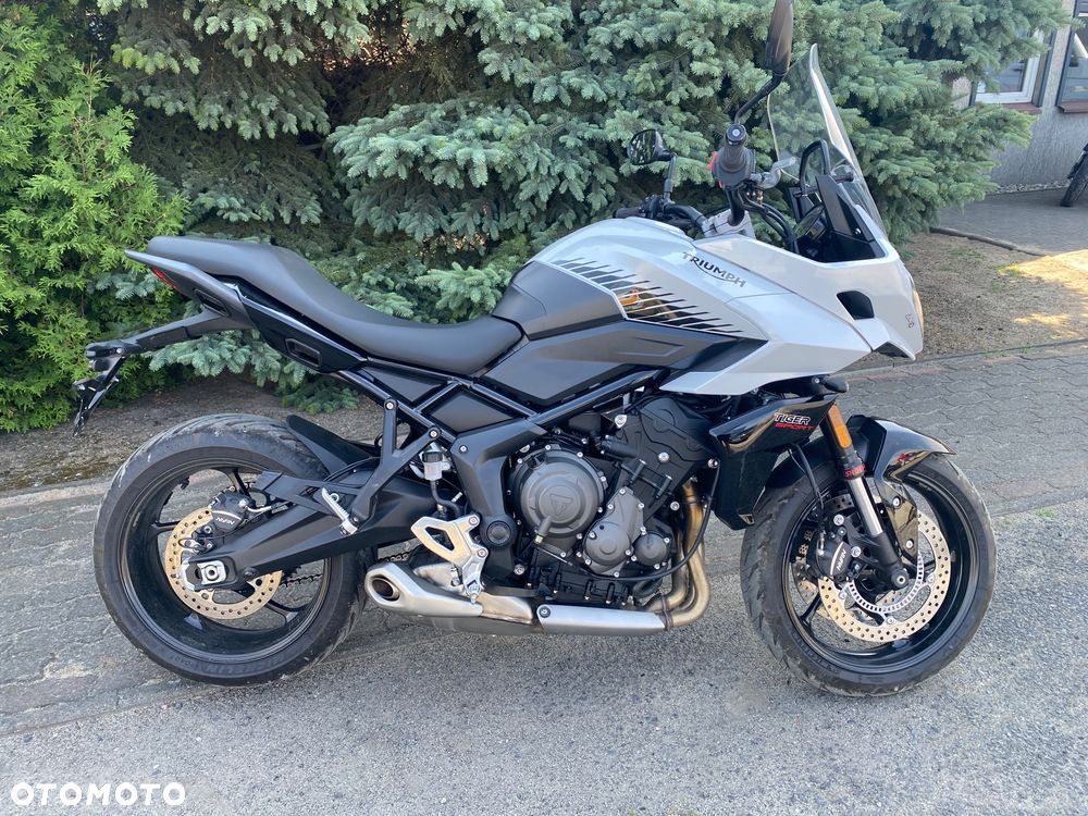Triumph Tiger - 5