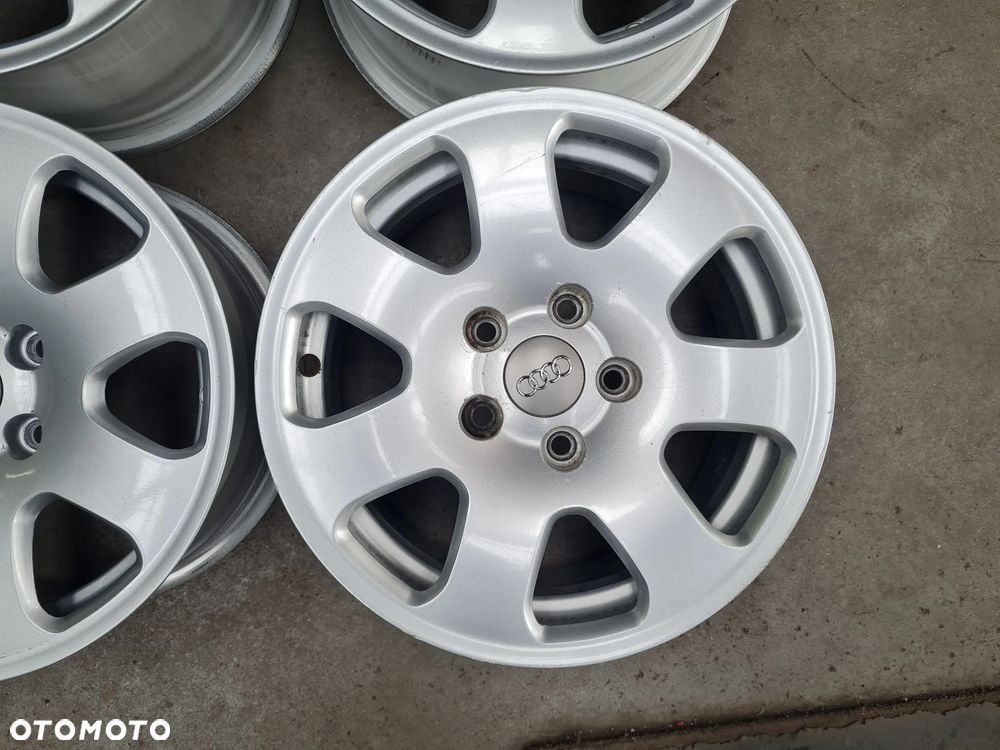 4x Felgi Aluminiowe AUDI 7x15 5x112 ET39 8E0601025 ORYGINAŁ - 5