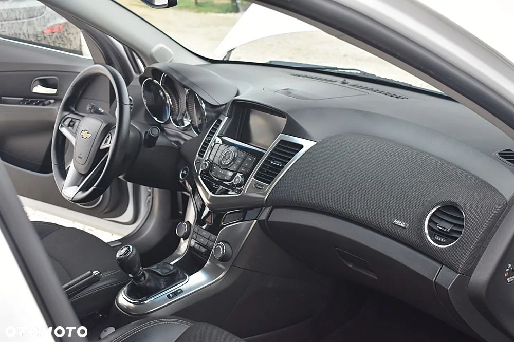 Chevrolet Cruze 1.7TD LT+ - 23