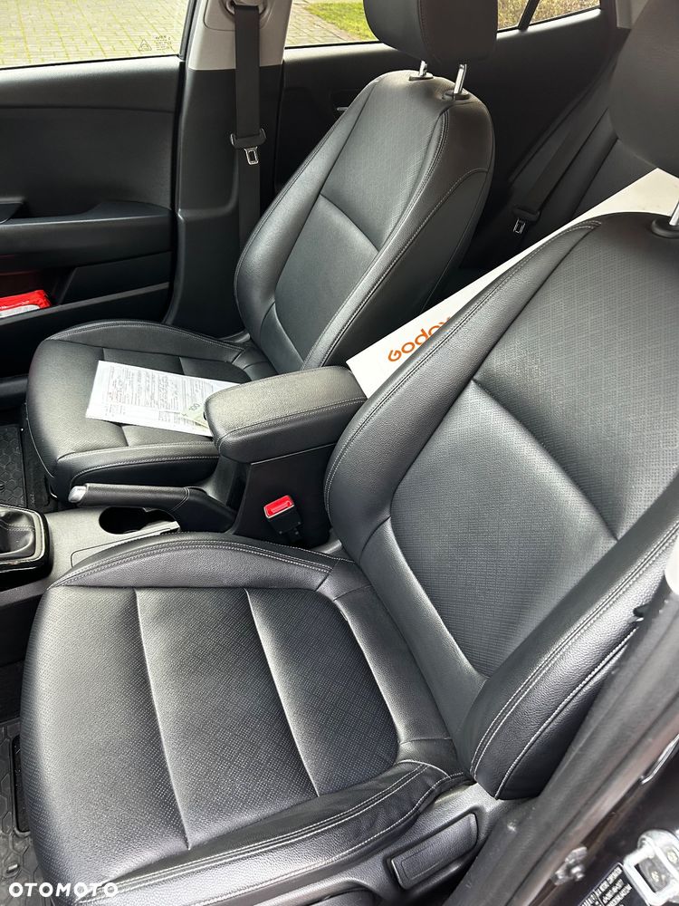 Kia Stonic 1.6 CRDi SCR L - 9