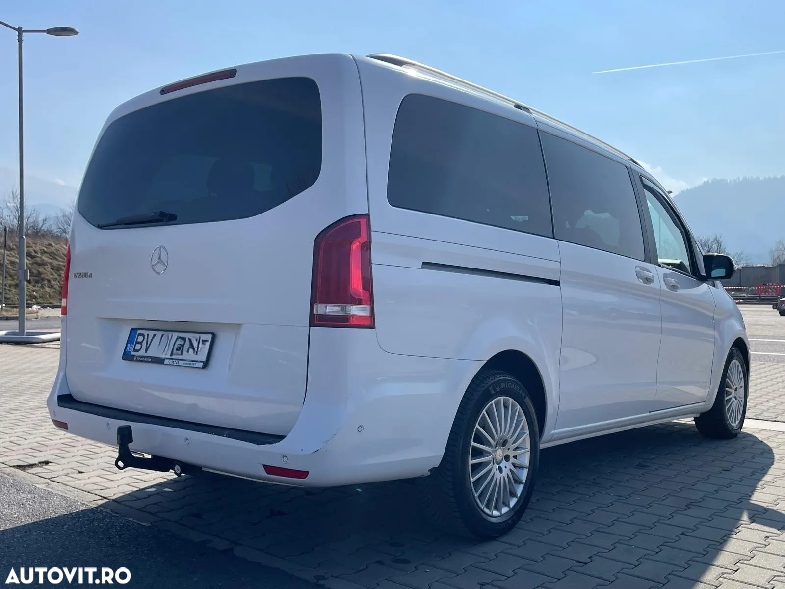 Mercedes-Benz V - 6