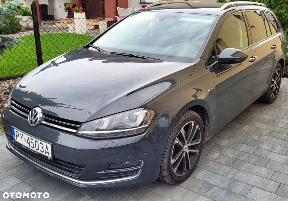 Volkswagen Golf - 2