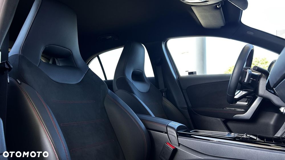 Mercedes-Benz Klasa A 220 d AMG Line 8G-DCT - 24
