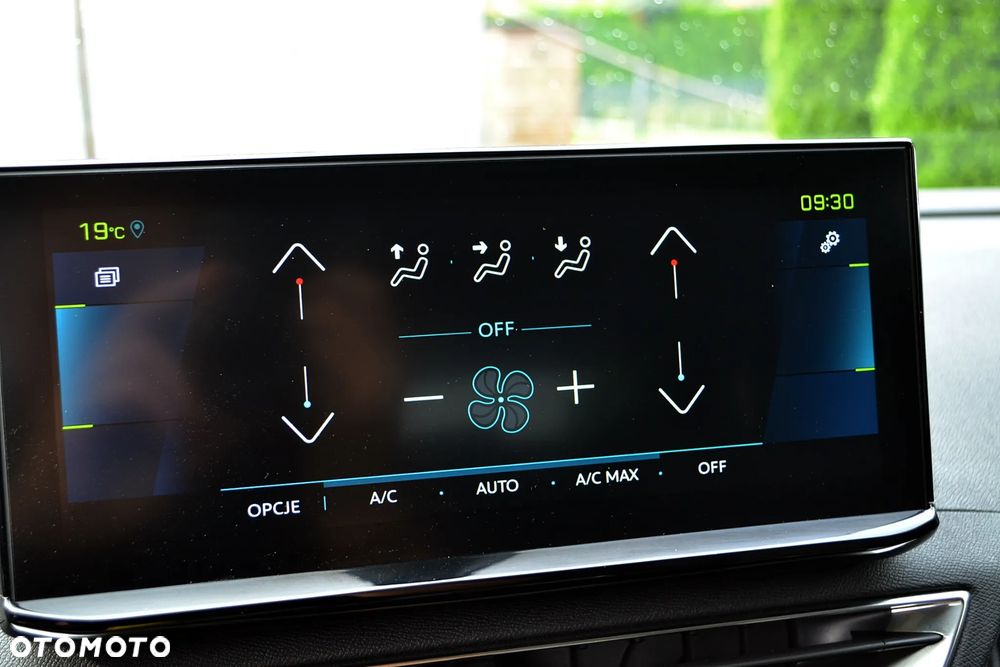 Peugeot 3008 1.6 PureTech Hybrid PHEV Allure Pack S&S EAT8 - 30