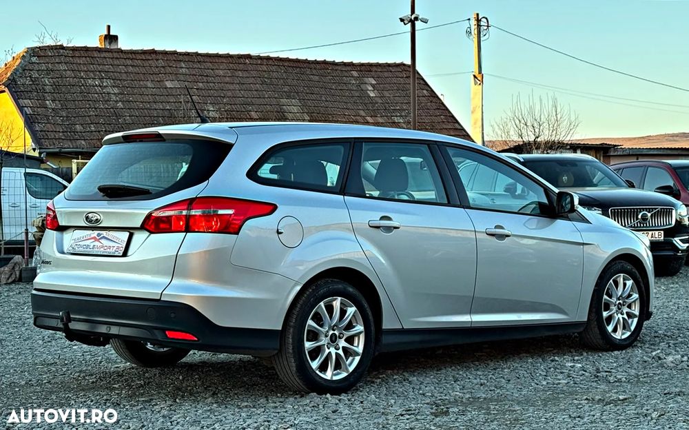 Ford Focus 1.5 EcoBlue Titanium Business - 32