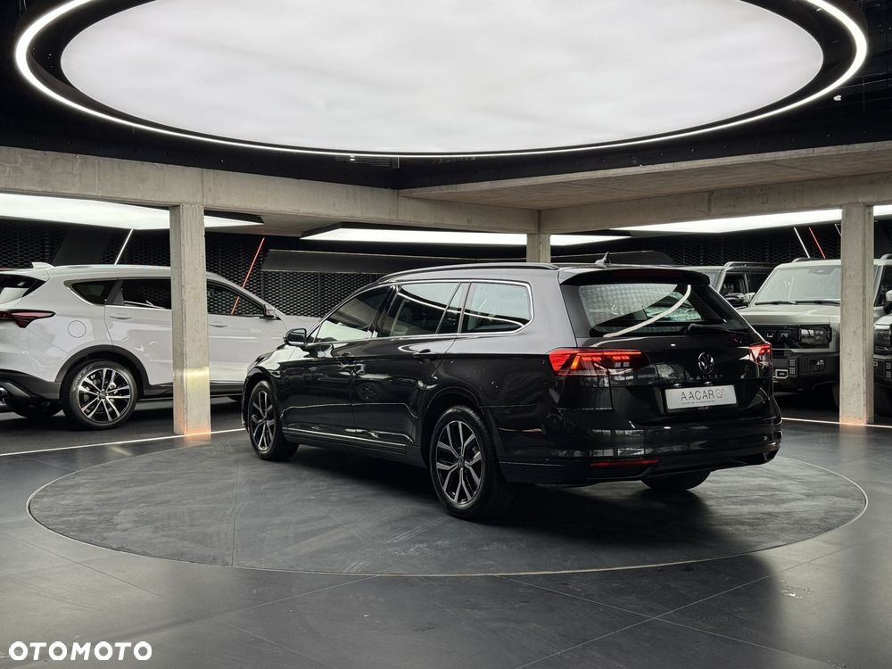 Volkswagen Passat Variant - 4