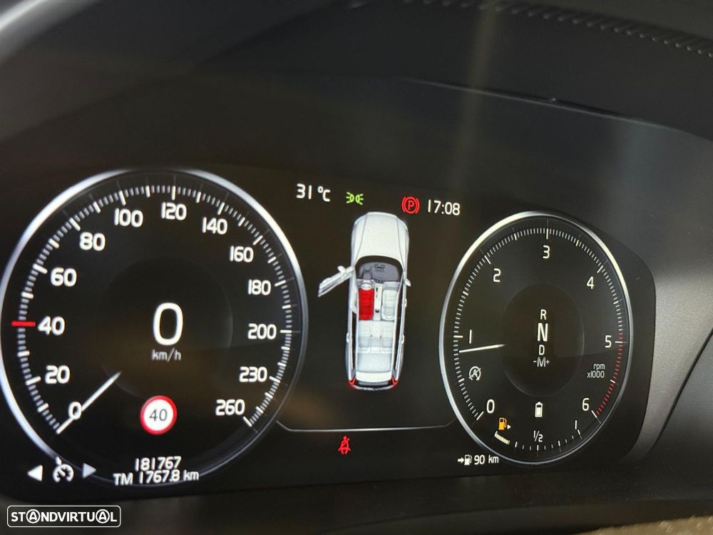 Volvo V60 Cross Country 2.0 B4 Geartronic - 18
