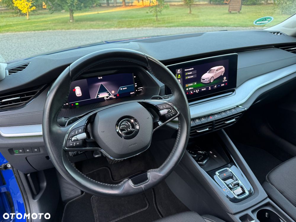 Skoda Octavia 2.0 TDI DSG Style - 28
