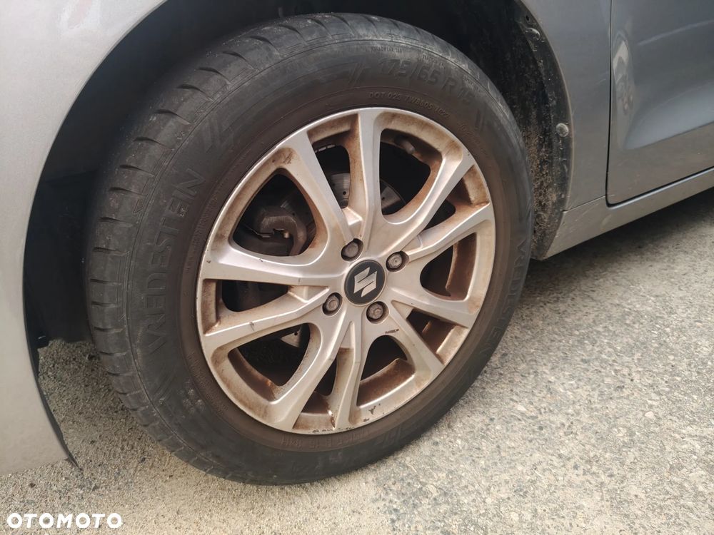 Suzuki Baleno 1.0 T Premium Plus - 6