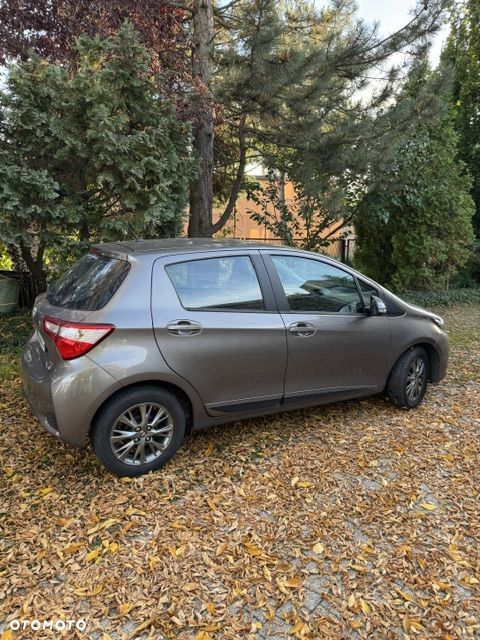 Toyota Yaris - 2
