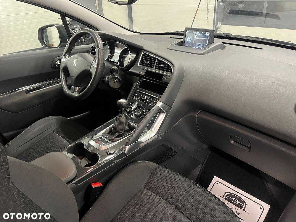 Peugeot 3008 HDi FAP 115 Style - 18