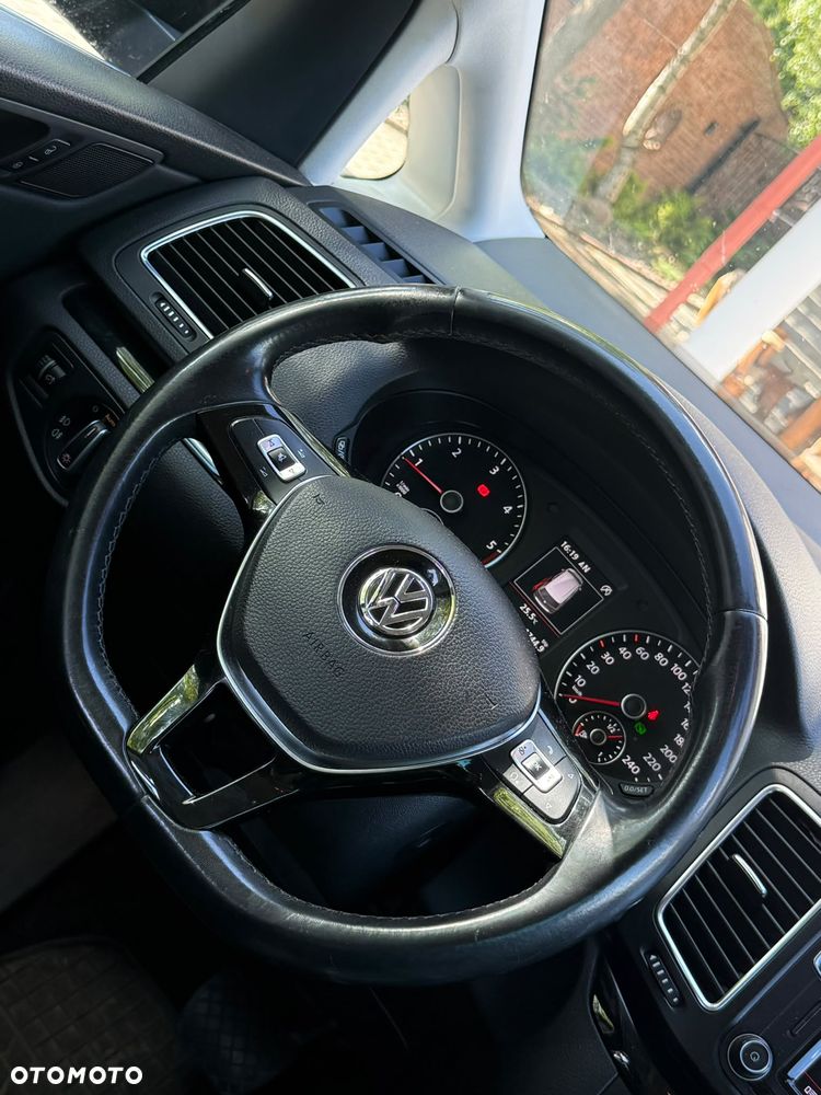 Volkswagen Sharan 2.0 TDI DSG (BlueMotion Technology) Highline - 17