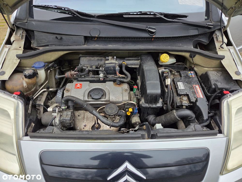 Citroën C2 1.4 Senso Drive VTR - 6