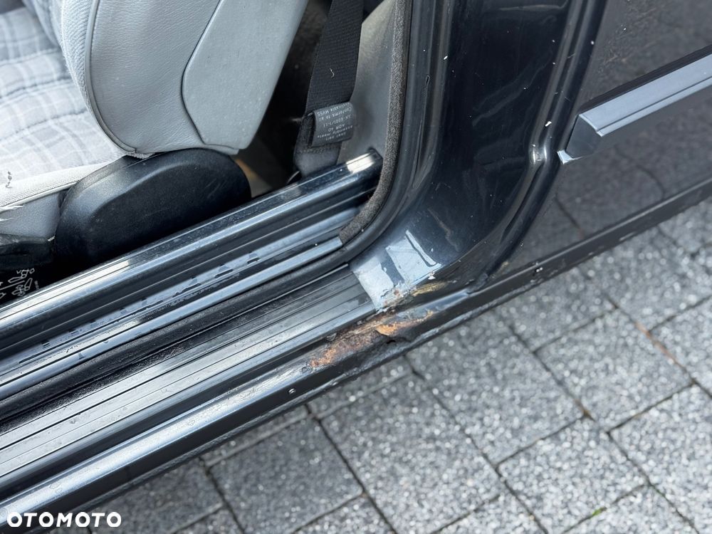 BMW Seria 3 318i - 27