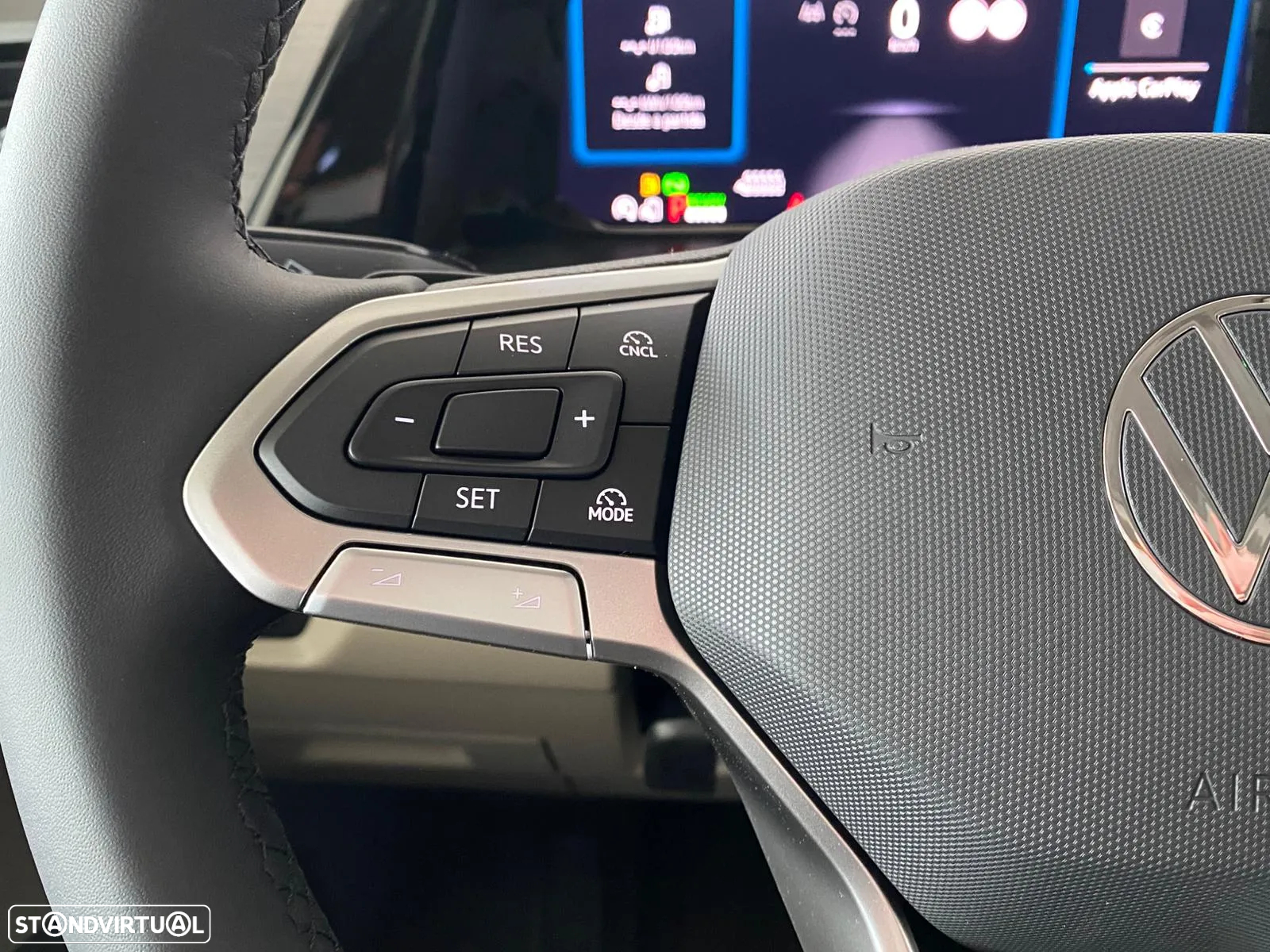 VW Multivan 1.5 TSI e-Hybrid Life DSG - 12
