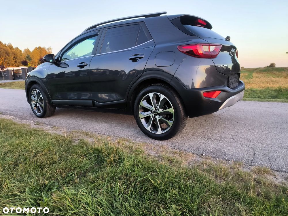 Kia Stonic - 25