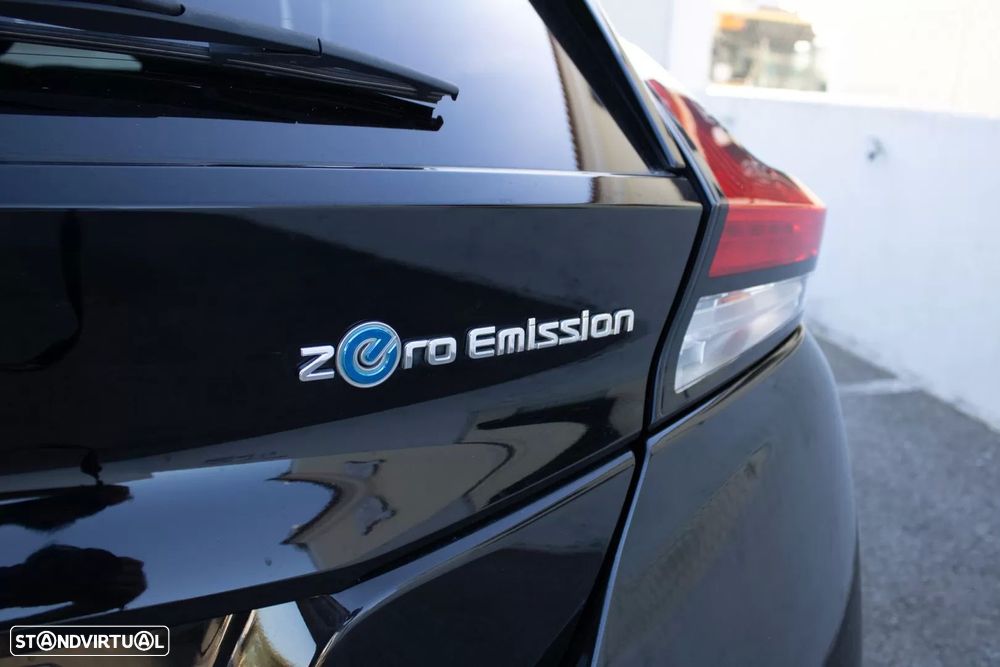 Nissan Leaf 40 kWh Tekna - 11