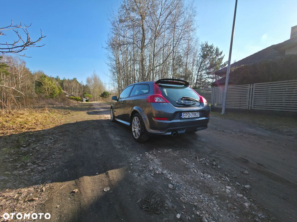 Volvo C30 D2 R-Design - 7