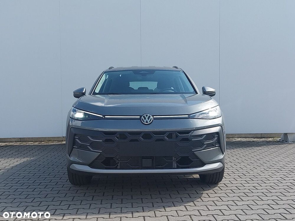 Volkswagen T-Roc - 3