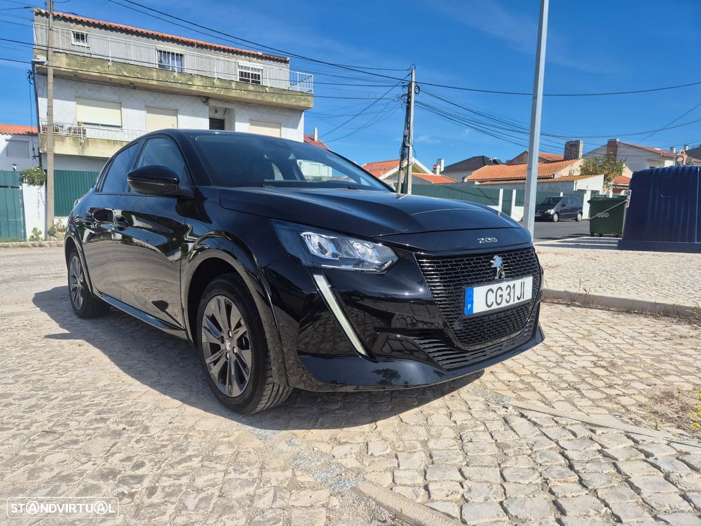 Peugeot e-208 Allure Pack - 4