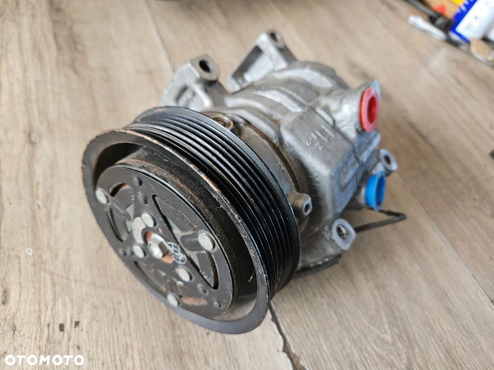 Sprężarka pompa klimatyzacji Toyota HILUX 3,0 D4D 447280-2470 - 4