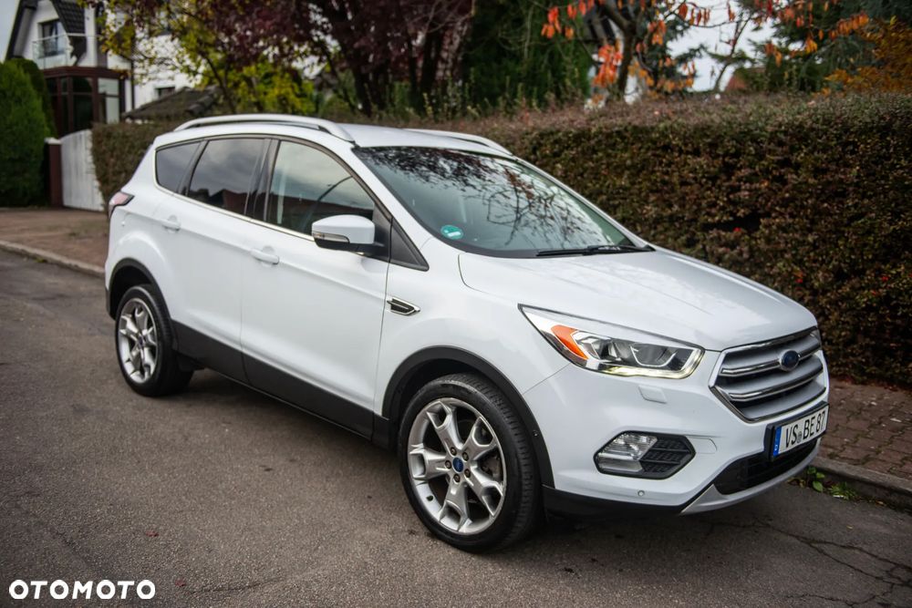 Ford Kuga 2.0 TDCi 2x4 Titanium - 3